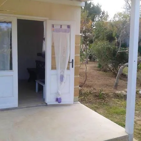 One Bedroom House With Sea View And Garden At 1 Km Away From The *