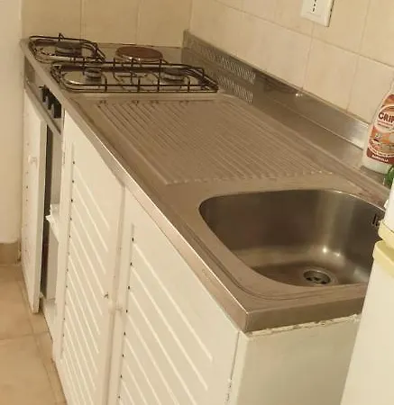 One Bedroom House With Sea View And Garden At 1 Km Away From The Lampedusa